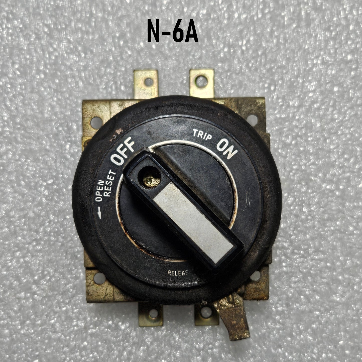 MACHINE ELECTRICAL CABINET DOOR ON/OFF SWITCH